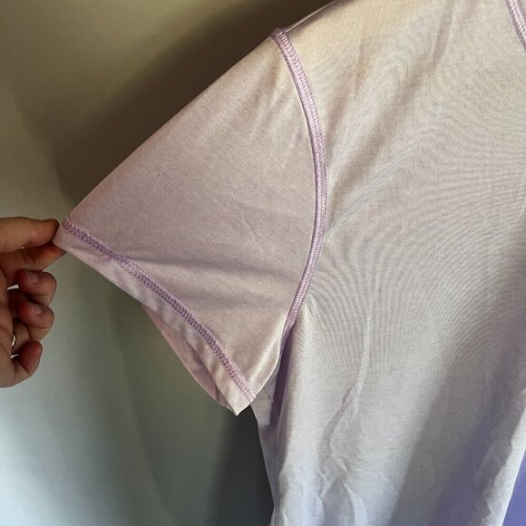 Adidas Women’s Light Purple Adidas Golf T-Shirt Workout Light weight Size XL - Picture 5 of 7